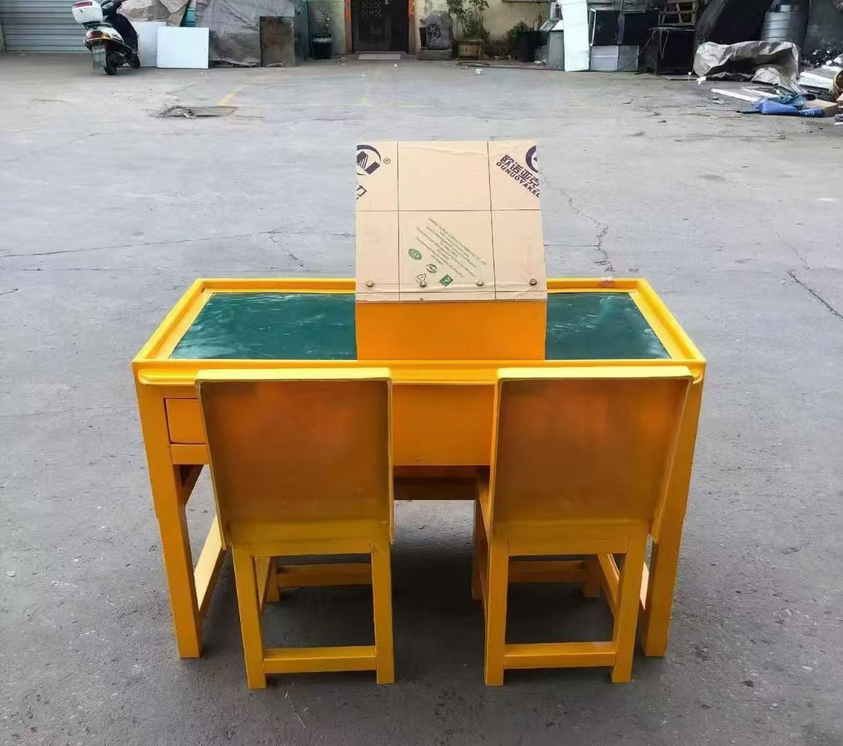 宝应防静电导通桌井下煤矿火工品发放桌：危险品流转的安全守护者